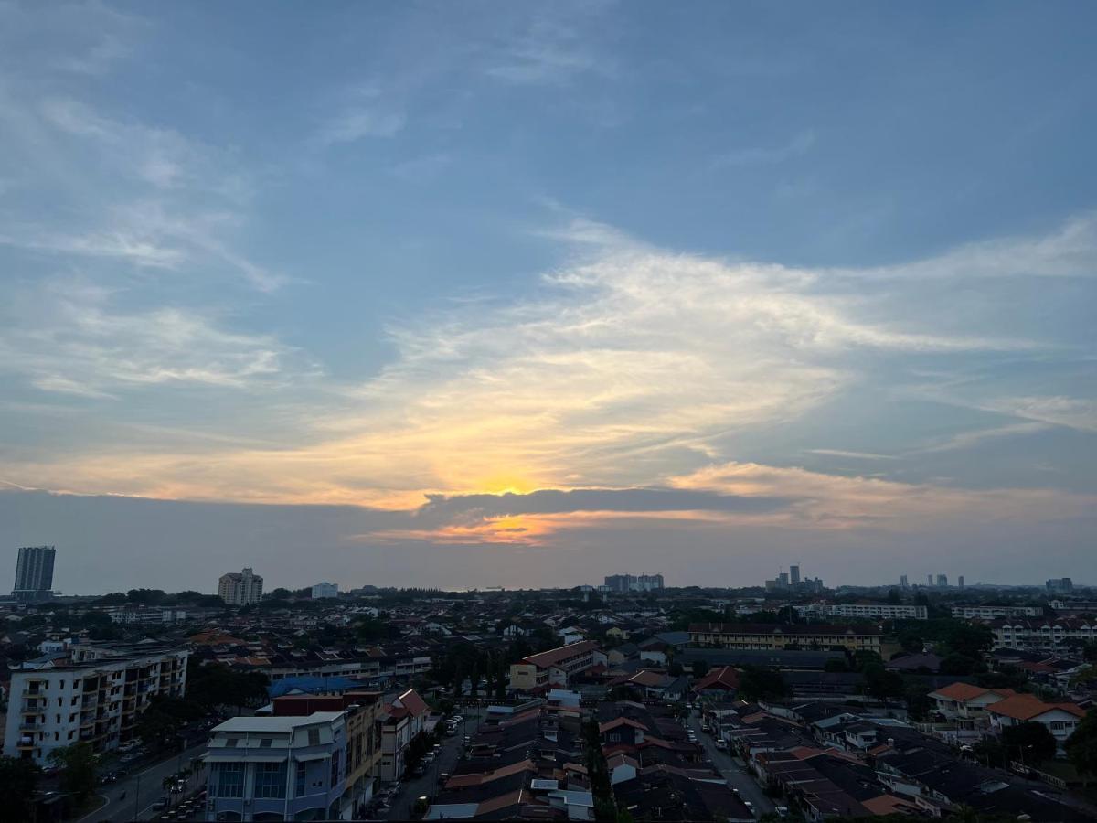 Апартаменты New!! Loving Night Novo 2Br 4-9Pax I Jonker I Netflix I Family Малакка Экстерьер фото